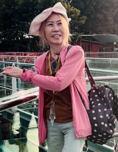 Wandee, professional private tour guide in Bangkok, offering personalised tours in and around Bangkok Thailand